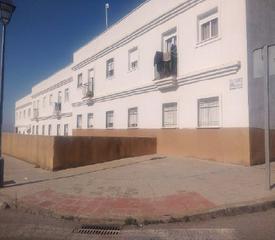Parking coche  C/ madroño - ur palmito. Solvia inmobiliaria  garaje montellano