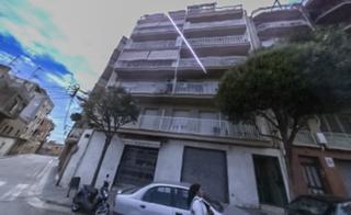 Pis  C/ ángel guimerà. Solvia inmobiliaria  piso badalona