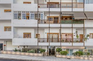 Pis  Av la constitución. Solvia inmobiliaria  piso adeje