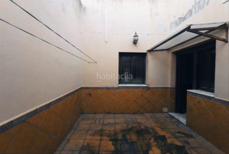 Foto 1047ae99-a569-4141-b43b-9e0c11b75592. Casa aparellada a Palma del Condado (La)