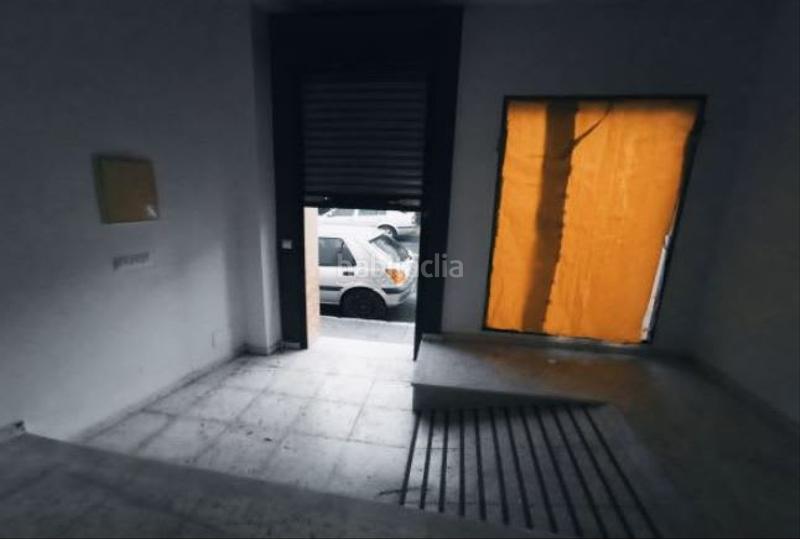 Foto ecb73d9e-b862-4f52-a455-a4ae34b18773. Casa aparellada a Palma del Condado (La)