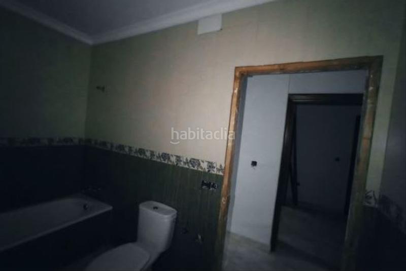 Foto ff2df767-9a03-479d-b7ce-1dd7d5cbc9fe. Casa aparellada a Palma del Condado (La)