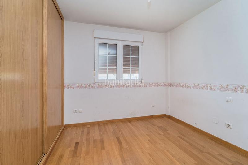 Foto a1e97b51-ebb9-431c-91e3-91b2ce0d0a47. Casa pareada solvia inmobiliaria chalet adosado en Grijota