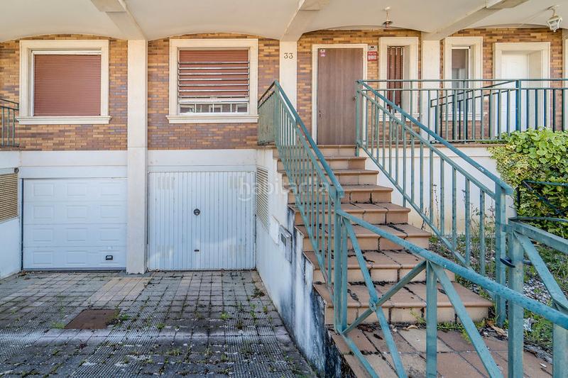 Foto b325b8ce-96ad-46da-b0af-1487a9fbaa0c. Casa pareada solvia inmobiliaria chalet adosado en Grijota