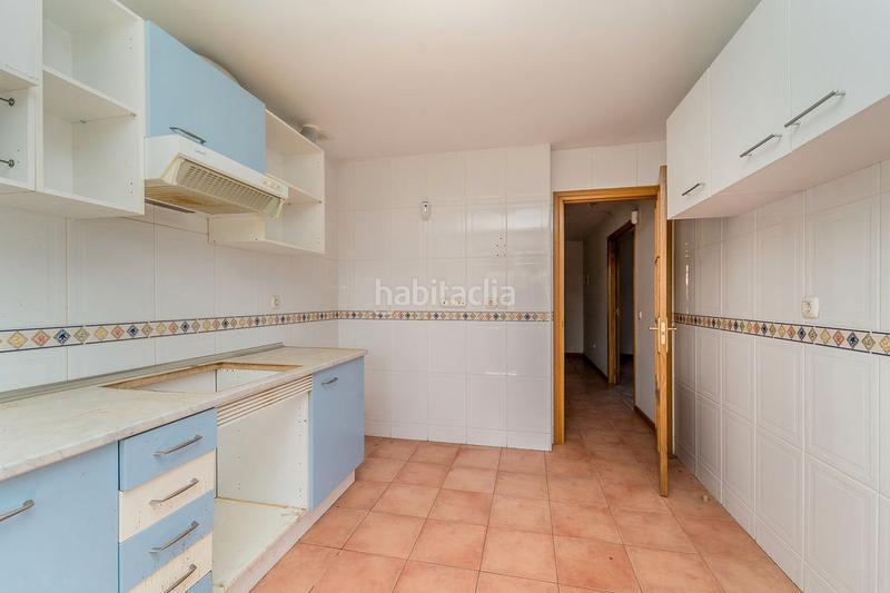 Foto ca52a496-f4f5-411d-8431-bd21a36f6736. Casa pareada solvia inmobiliaria chalet adosado en Grijota