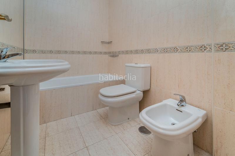 Foto d27b44d0-c065-41ea-913c-97e5c7805358. Casa pareada solvia inmobiliaria chalet adosado en Grijota
