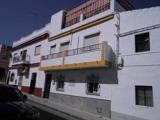Chalet  C/ los zapateros. Solvia inmobiliaria  casa morón de la frontera