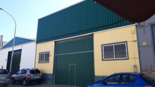 Bâtiment à usage industriel  C/ carpintería - polígono camino hondo. Solvia inmobiliaria  nave industrial marchena