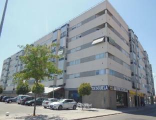 Locale commerciale in Av Lagunas