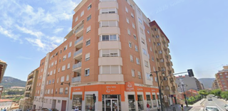 Pis  C/ calderón. Solvia inmobiliaria  piso alcoyalcoi