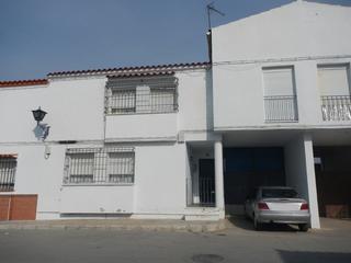 Casa aparellada  C/ avenida. Solvia inmobiliaria  chalet adosado cabezas de san juan las