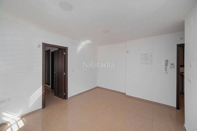 Foto b63df22b-8c06-4be7-939e-8e925a48cc6a. Piso solvia inmobiliaria piso en Centro Elda