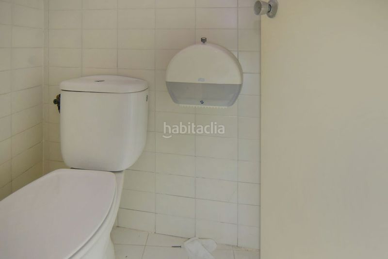 Foto d67b644c-c2dc-451a-8229-bc816a47817e. Alquiler local comercial solvia inmobiliaria locales en Argentona