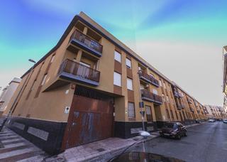 Piso  C/ lola gaos. Solvia inmobiliaria  piso roquetas de mar