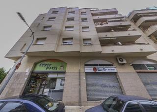 Parking coche  C/ alt empordá. Solvia inmobiliaria  garaje vendrell el