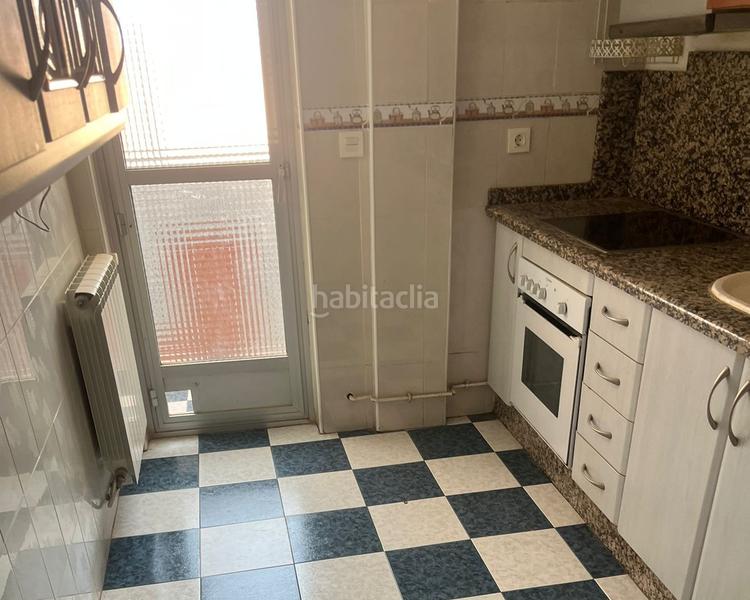 Foto 8fb000c3-a0fb-4cd8-a302-a04c61c56681. Pis a Fátima Albacete