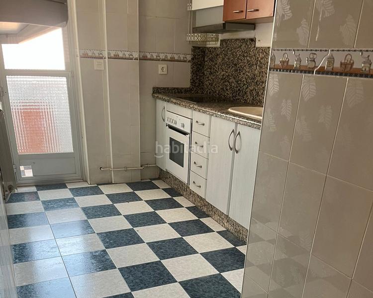 Foto b16a0a40-c5cc-49f8-845d-6ead9f5621f0. Pis a Fátima Albacete