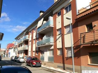 Etagenwohnung  C/ maestral-pla de la font. Solvia inmobiliaria  piso vidreres