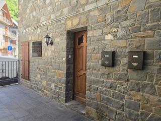 Xalet  C/ sant antoni. Solvia inmobiliaria  casa bossòst