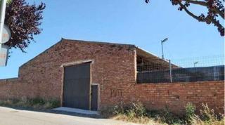 Lloguer Local Comercial  C/ del pedro. Solvia inmobiliaria  locales bisbal dempordà la