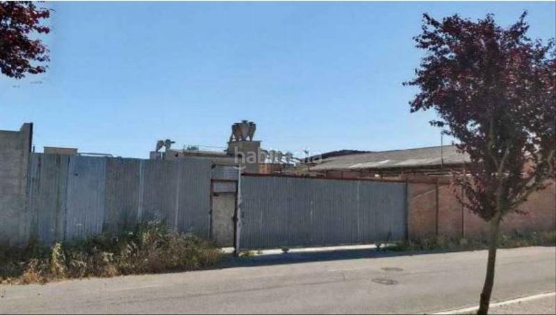 Foto c8d313bc-b627-405b-a5bf-9dec4a3553a1. Rent business premise in Bisbal d´Empordà (La)