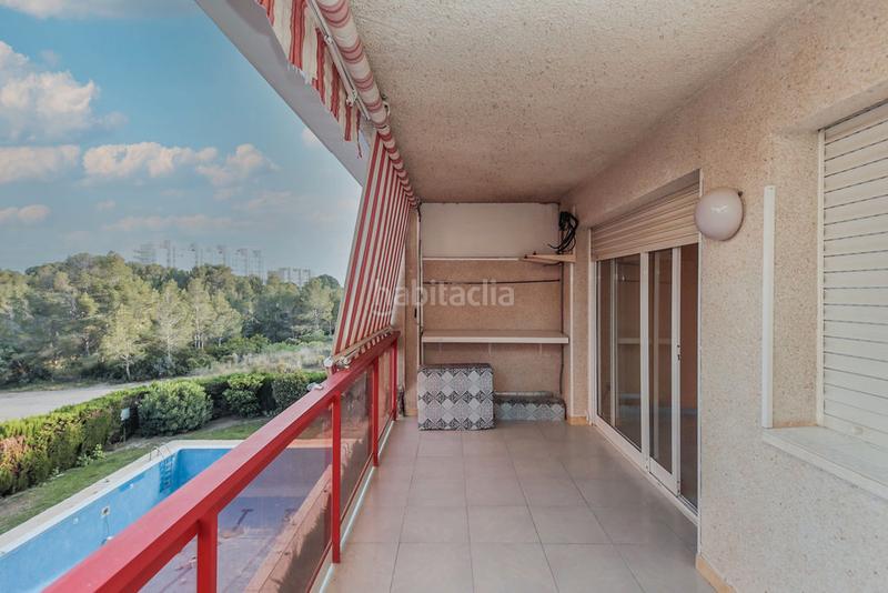 Foto 5e2c01e9-8394-4979-a769-d18230849893. Pis amb piscina a Passeig Marítim Miami Platja