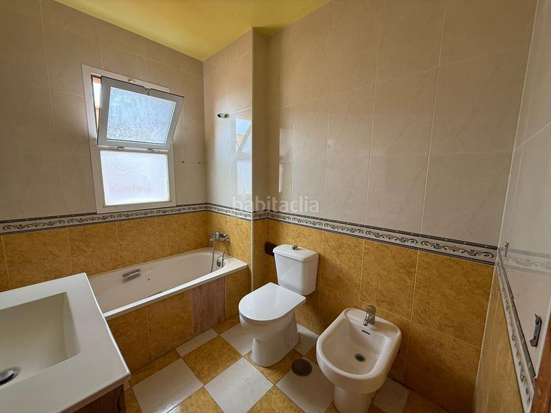 Foto 6b089e31-04d8-4c0f-b061-d394b29f32f4. Appartamento con parcheggio in puebla de Vícar Vícar