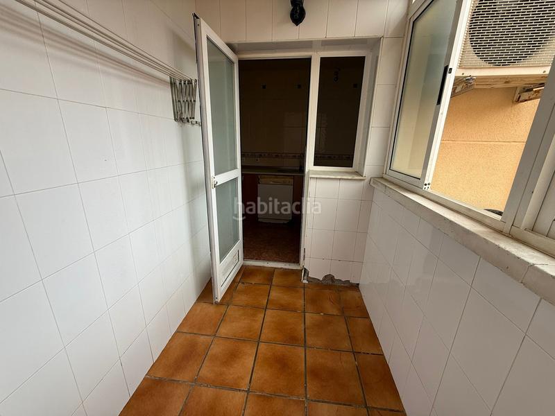 Foto 9129c105-dc0b-45a5-a3e3-b2149996386f. Appartamento con parcheggio in puebla de Vícar Vícar