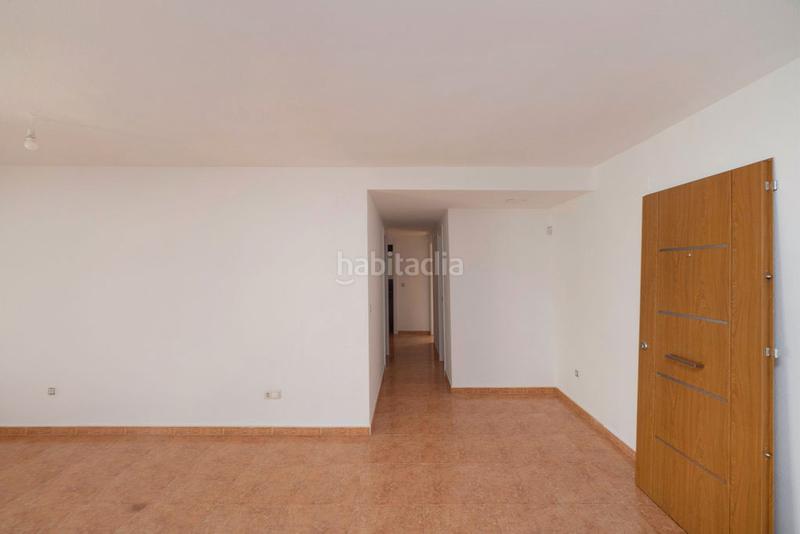 Foto 83f1064d-494f-4e0d-87a1-1b83545a3c6b. Pis amb piscina a Haygon-Universidad Sant Vicent del Raspeig