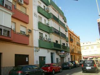 Appartement  C/ guipuzcoa. Solvia inmobiliaria  piso dos hermanas