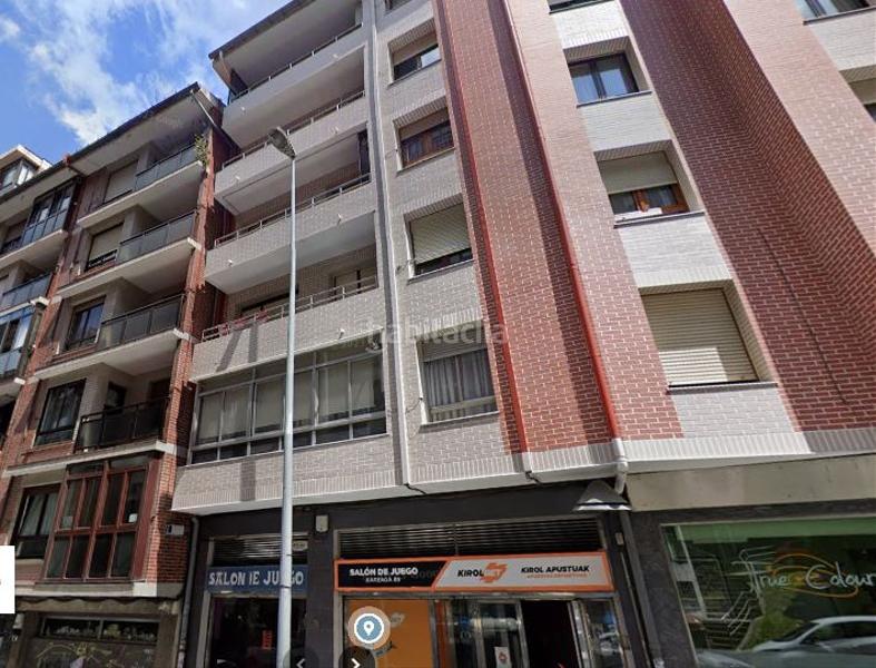 Foto 5bbd441d-efc7-451e-8c60-69358c6d0ba2. Piso solvia inmobiliaria piso en Kalero-Basozelai Basauri