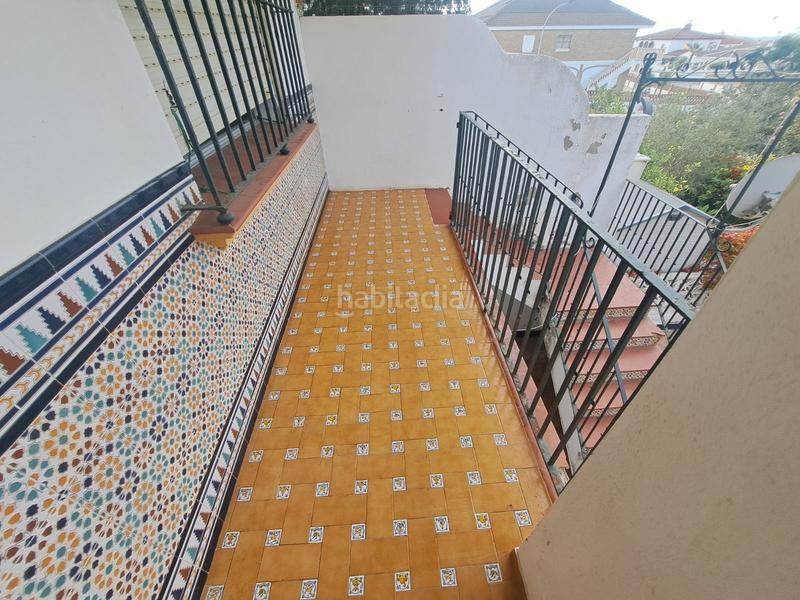 Foto 2a80cd14-e5bb-41c7-9ea6-0640c97df396. Duplex dans Centro - Torre de la Higuera Almonte