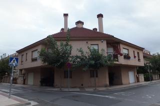 Maison jumelée  C/ manuel de falla. Solvia inmobiliaria  chalet adosado lardero