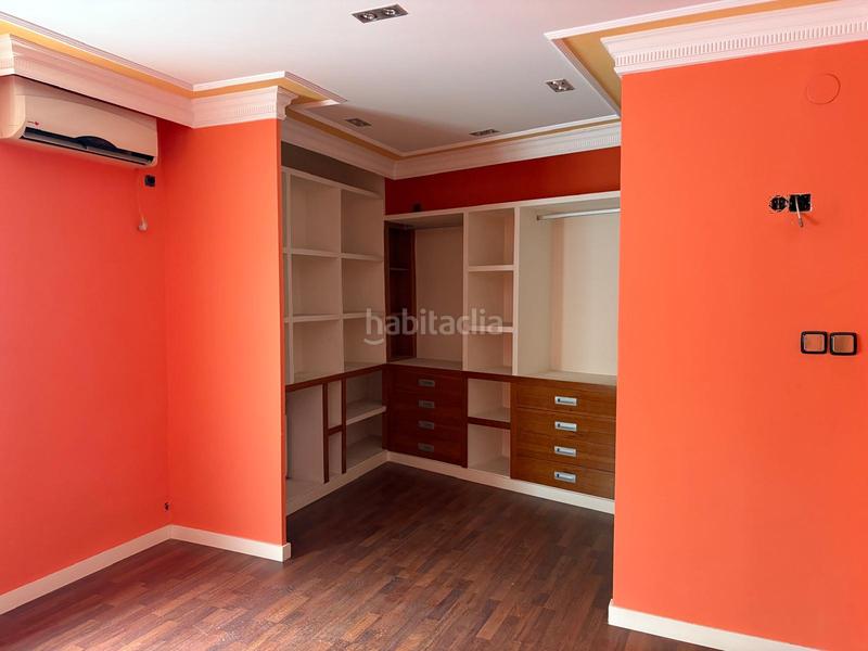 Foto 12d5dfeb-7a9b-4e07-bcca-ffc5272b902c. Piso solvia inmobiliaria piso en Centro ciudad Linares