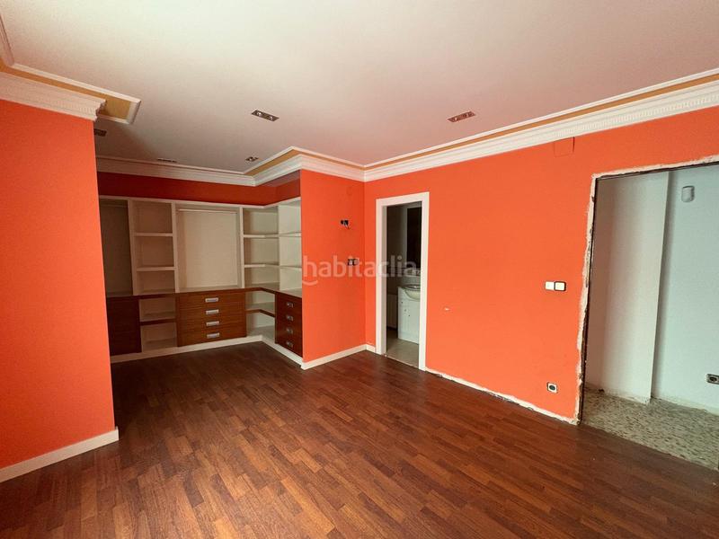 Foto 6bfc46f3-ce49-43ae-a3eb-8a3b5306f4bf. Piso solvia inmobiliaria piso en Centro ciudad Linares