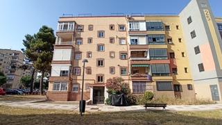 Pis  C/ la canción del olvido. Solvia inmobiliaria  piso madrid
