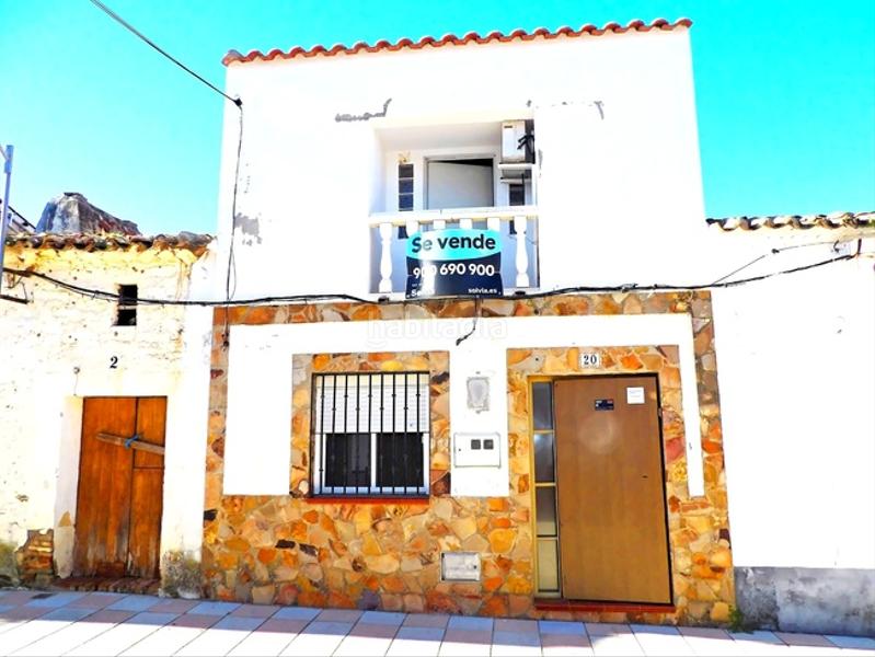 Foto 3662aebf-5e46-499d-86c3-ce062c1cfc6d. Casa aparellada a Sancti - Spíritus