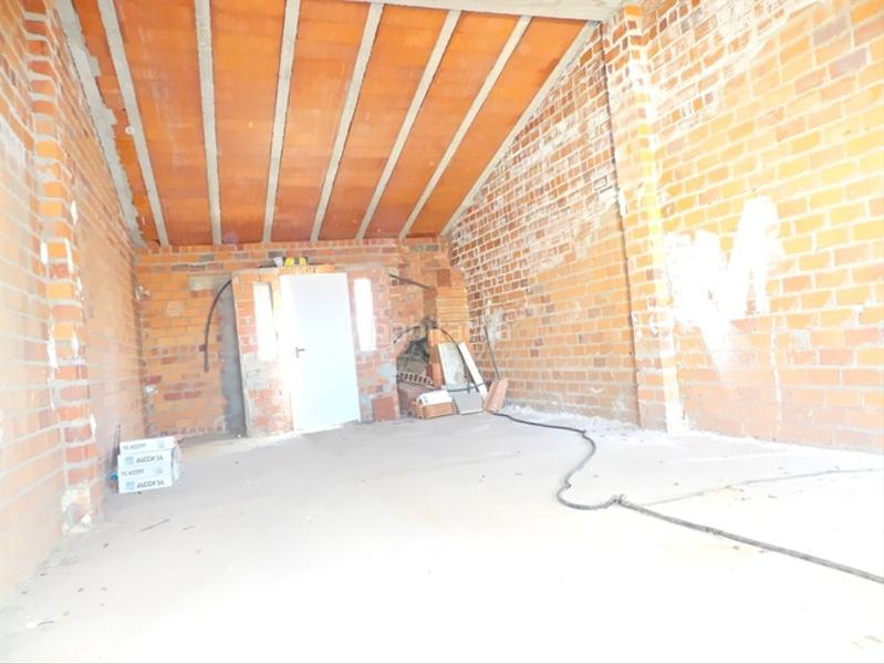 Foto d563cf60-71a7-48b1-ad27-c84d6701cfaf. Casa aparellada a Sancti - Spíritus