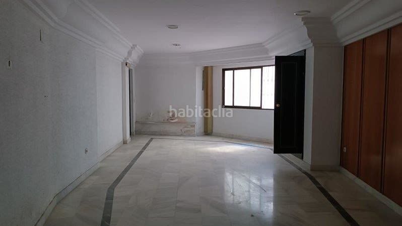 Foto 3fe3bbab-f178-4eeb-861d-b1c2f8cf156a. Local comercial a Loja