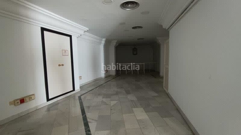 Foto 654b66e1-0206-4686-898c-6f5dc7cf833e. Local comercial a Loja