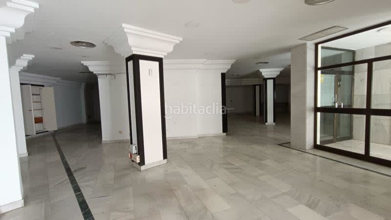 Foto 8939fc70-5534-4ae4-b139-954dfe6be17b. Local comercial a Loja