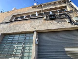 Chalet  C/ menéndez pelayo. Solvia inmobiliaria  casa santa coloma de gramenet