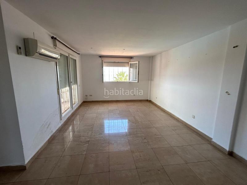 Foto df396bbe-6a63-4ab8-8988-8c2031fd1a73. Duplex dans Alcorrín Manilva