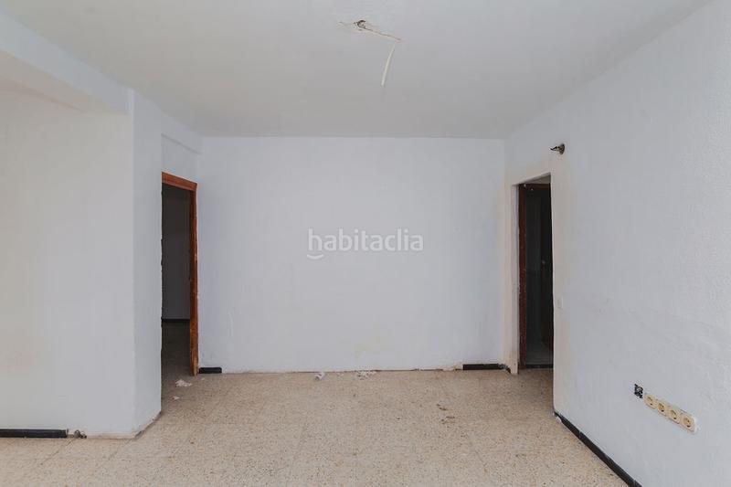 Foto a786dbff-135b-4917-8301-fff0bf40a9f1. Flat in La Chanca - Pescadería Almería