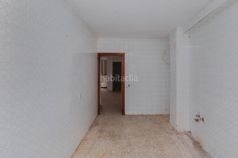 Foto aa8229d7-93e9-4c4d-abb2-3d8aecab36b8. Flat in La Chanca - Pescadería Almería