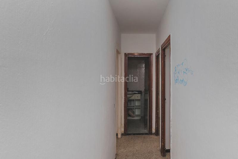 Foto d6dd3e57-625e-424c-8e22-aef98ab01d1a. Flat in La Chanca - Pescadería Almería