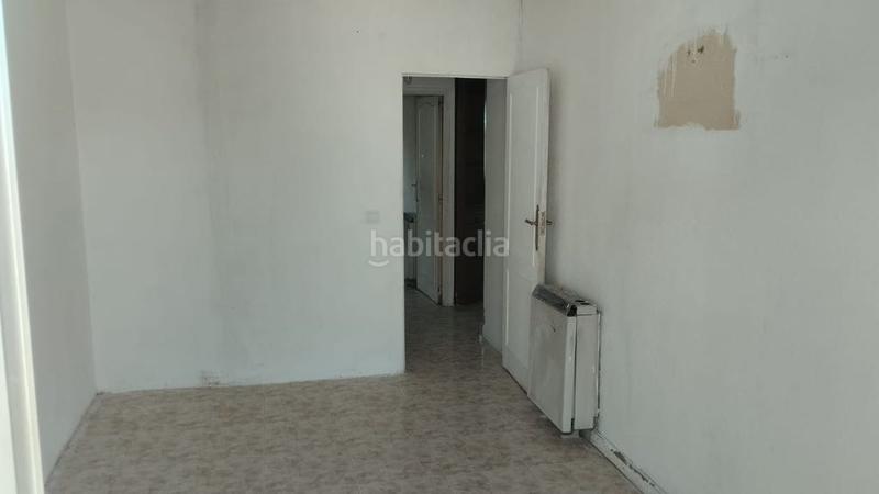 Foto c5e79fe6-73cc-4688-a21a-24f0bcff53ae. Piso solvia inmobiliaria piso en Butarque Madrid
