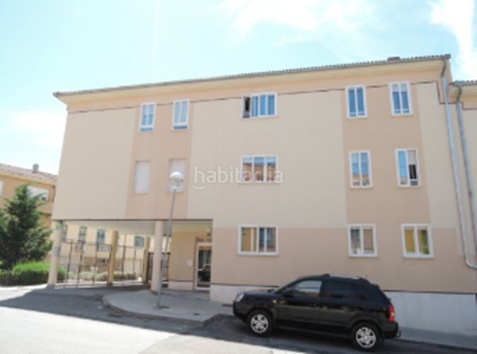 Foto da5eb4fe-71d1-4ce9-9845-b21f1c86c196. Edifici a Espirdo
