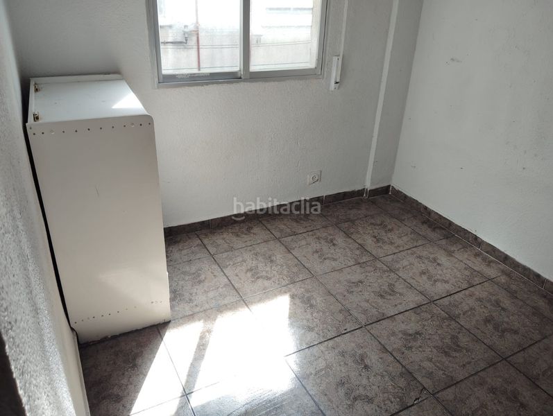 Foto ca78d389-ecea-40ac-b49e-7f0dd7ab67ba. Pis a Descubridores-Escritores Leganés