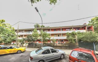 Pis  C/ pérez del pulgar. Solvia inmobiliaria  piso barcelona